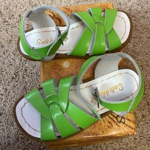 New with box by Hoy Saltwater Sandals Lime Size 10